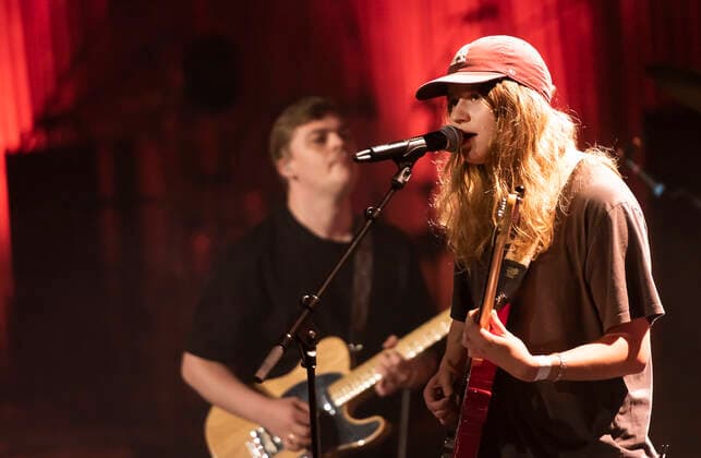 Girl in Red paa scenen under P6 BEAT Rocker Koncerthuset loerdag den 11. september 2021. For ottende gang afholder P6 radiokanalen P6 BEAT Rocker Koncerthuset, hvor det ypperligste den danske musikscene kan praestere spiller live i DR Koncerthuset. Showet er ogsaa en markering af P6 BEATs 10 aars foedselsdag.. , Copenhagen