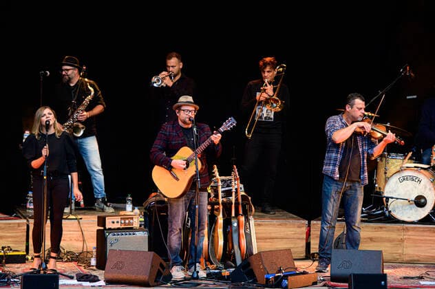 Gregor Meyle & Band live beim Endlich wieder! Sommerkonzert im Parktheater Großer Garten. Dresden, 12.09.2021