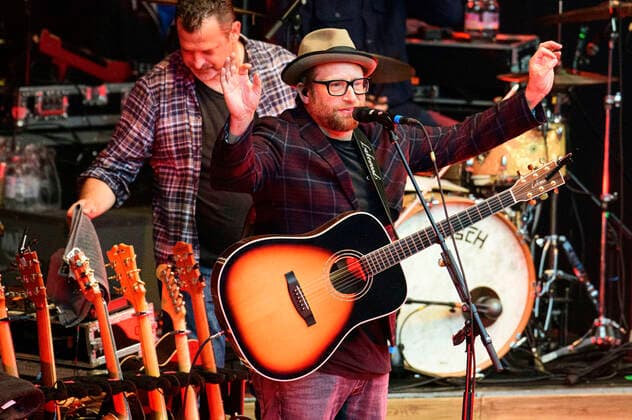 Gregor Meyle & Band live beim Endlich wieder! Sommerkonzert im Parktheater Großer Garten. Dresden, 12.09.2021