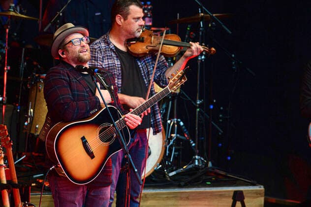 Gregor Meyle & Band live beim Endlich wieder! Sommerkonzert im Parktheater Großer Garten. Dresden, 12.09.2021
