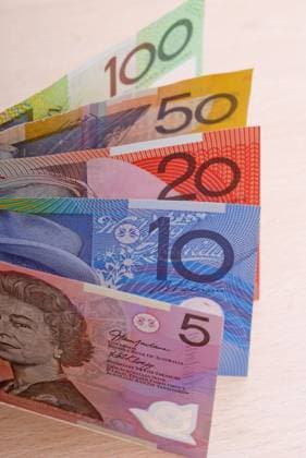 Australische Dollarscheine, Queen Elisabeth II auf dem 5-Dollarschein, Australien Australien dollar bills, queen Elisabeth II on the 5 dollar bin, Australia BLWS651976