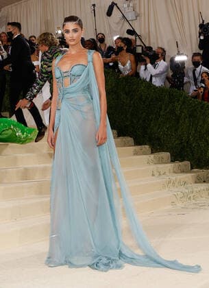 Taylor Hill arrives for The Met Gala at The Metropolitan Museum of Art celebrating the opening of In America: A Lexicon of Fashion in New York City on Monday, September 13, 2021.  NYP20210913569 JOHNxANGELILLO