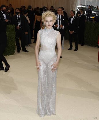Julia Garner arrives on the red carpet for The Met Gala at The Metropolitan Museum of Art celebrating the opening of In America: A Lexicon of Fashion in New York City on Monday, September 13, 2021.  NYP20210913319 JOHNxANGELILLO