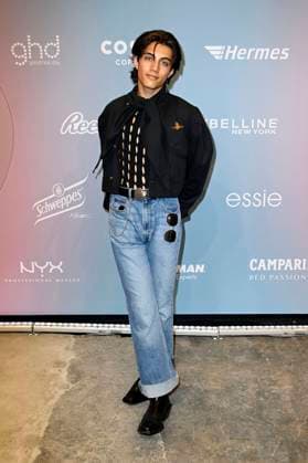 Nic Kaufmann bei der Levi s Fashion Show auf der About You Fashion Week im Kraftwerk Berlin. Berlin, 13.09.2021 *** Nic Kaufmann at the Levi s Fashion Show at About You Fashion Week at Kraftwerk Berlin Berlin, 13 09 2021 Foto:xF.xKernx xFuturexImage