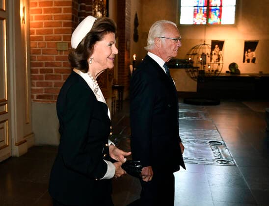 Queen Silvia and King Carl Gustaf arrive at the church service in Stockholm Cathedral held before the Opening of the Parliamentary Session in Stockholm, Sweden, September 14, 2021 STOCKHOLM Sweden POL x10070x,  Copyright: xJessicaxGowx TTx SWEDEN OPENING OF PARLIAMENT 2021