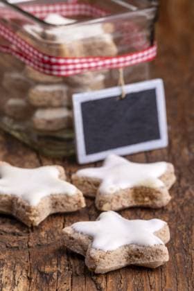 weihnachtsgebäck,zimtstern,adventszeit,gebäck,weihnachtsbackwerk,weihnachtsbäckerei,zimtsterne,advent,adventzeit,vorweihnachtszeit *** christmas cookies,cinnamon,advent season,christmas biscuit,christmas cakes,cinnamons,advent seasons jb1-m2n