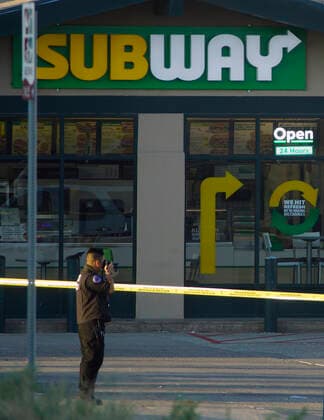 September 14, 2021, NEW MEXICO, USA: 091421.APD officers investigate a fatal shooting following an attempted robbery at Subway on Gibson SE . Photographed on Tuesday September 14, 2021. USA - ZUMAab1_ 20210914_zaf_ab1_002 Copyright: xAdolphexPierre-Louis Journalx
