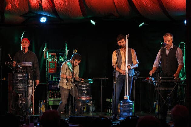 GlasBlasSing im Spiegelzelt am Apollo-Theater Apollo-Theater am 15.09.2021 in Siegen Deutschland.