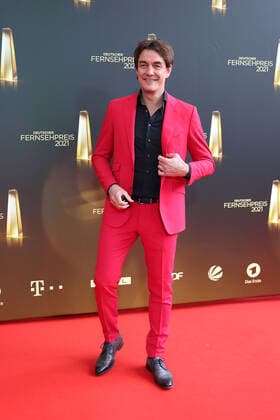 Matze Knop bei der Ankunft zur Deutscher Fernsehpreis Verleihung am 16.09.2021 in Köln Deutscher Fernsehpreis Verleihung 2021 in Koeln
