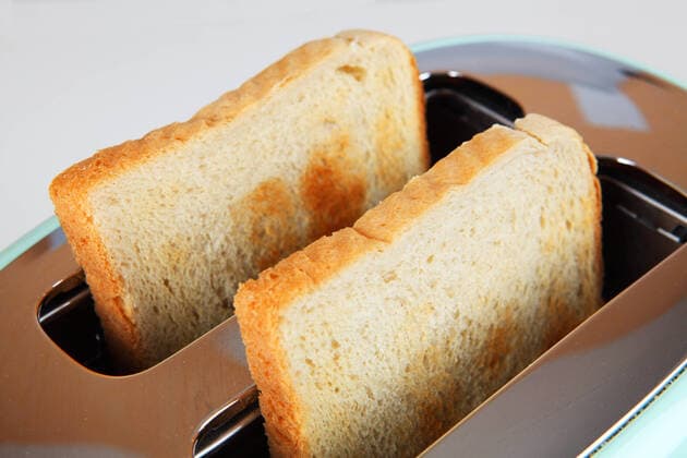 IMAGO Creative: Haushaltsgeräte - Toaster toaster,toasten,toastscheibe,toast,toastbrot,toastbrote,toastbrotscheibe,toasts *** toaster,toasted,toast slice,toasters,toasteds,toast slices hob-gc8