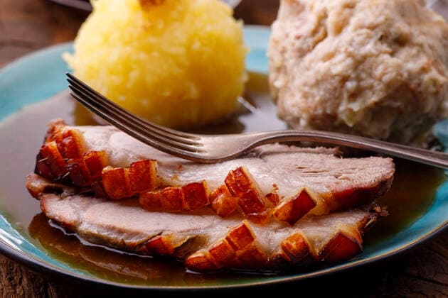 schweinsbraten,nationalgericht,braten,schweinebraten,schweinefleisch,nationalgerichte,nationalspeise,nationalspeisen *** pig roast,national dish,national dishs jb1-nh9