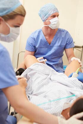 geburt,schwangerschaft,krankenhaus,schwanger,schwangerschaften,hospital,hospitäler,klinik,kliniken,klinikum,krankenhäuser,spital,spitäler *** childbirth,pregnancy,hospital,birth,pregnancies,clinic,hospitals,medical center mmq-lmx ,model released, Symbolfoto