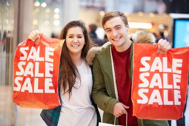 paar,einkauf,shopping,einkaufsbummel,sale,homonym,paare,pärchen,einkauf,einkaufen,einkäufe,kaufen,shoppen,shopping,shopping,einkauf,bummel,bummeln,shoppingtour *** couple,purchase,shopping,shopping,sale,pairs,purchase and shopping,sales mmq-m2p ,model released, Symbolfoto ,property released