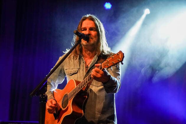 Ray Wilson und seine Band traten im Mörfelder Bürgerhaus auf - Mörfelden-Walldorf 17.09.2021: Ray Wilson Konzert