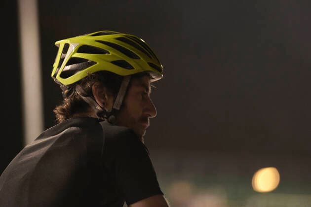 IMAGO Creative: Sport Start-Up Portrait of male cyclist, 10.02.2015, Copyright: xPeterxMullerx, model released, , property released, wearing,cycling,looking away,differential focus,head and shoulders,portrait,rear view,healthy lifestyle,protection,illuminated,mid adult,35 to 39 years,male,man,mid adult man,only one mid adult man,one person,cyclist,bicycle helmet,sportswear,leisure,sport,February 2015 Release,Cycling,Looking Away,Mid Adult,35-39 Years,Male,Men,Mid Adult Men,Cyclist,Protection,One Person,Luminosity,Illuminated,Head And Shoulders,Rear View,Selective Focus,Sports Clothing,Protective Sportswear,Bicycle Helmet,Symbol,Orthographic Symbol,Numeral,Leisure,Lifestyles,Healthy Lifestyle,Man,Mid Adult man,Wearing Ref:IS09AP1MW