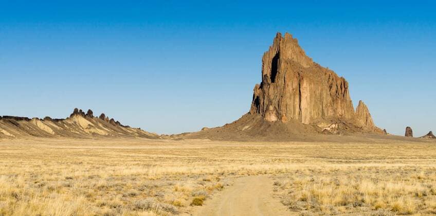 Rocky Craggy Butte Shiprock New Mexico United States, 11.10.2020, Copyright: xChrisBoswellx Panthermedia21846931