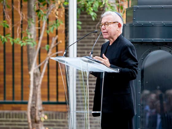 19-09-2021 Amsterdam Architect van het Nationaal Holocaust Namenmonument Daniel Libeskind during the unveiling of the National Holocaust Memorial of Names in Amsterdam. Â  Copyright: xPPEx