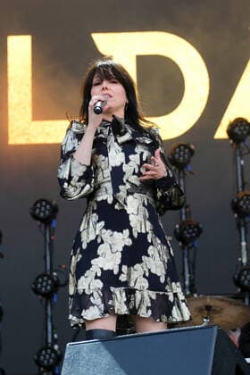 September 19, 2021, Newport, United Kingdom: Irish singer, songwriter and multi instrumentalist Imelda Mary Higham, professionally known as Imelda May performs live on stage at the Isle of Wight festival. Newport United Kingdom - ZUMAs197 20210919_zaa_s197_314 Copyright: xDawnxFletcher-Parkx