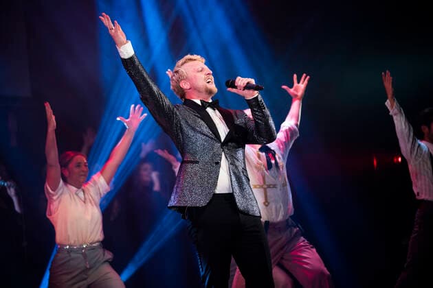 Vaert Pelle Emil Hebsgaard. Lauritzen prisen bliver uddelt paa Folketeatret soendag den 19. september 2021. Traditionen tro uddeles Lauritzen-prisen paa 250.000 kr. til en mandlig og en kvindelig skuespiller, som paa baggrund af deres store kunstneriske praestationer paa de danske scener, TV eller film skal haedres med den flotte pris. Yderligere uddeles Lauritzen Fondens Visionspris paa 100.000 kr., Lauritzen Fondens Backstage-pris paa 50.000 kr., Lauritzen Fondens Wauw-pris paa 30.000 kr., Lauritzen Fondens Believe in You-priser paa 4 x 25.000 kr. og Lauritzen Fondens Boerne og Unge-pris paa 2 x 50.000 kr.. , Copenhagen Denmark Copyright: MartinxSylvestx COP105 spdk20210919-224535-L