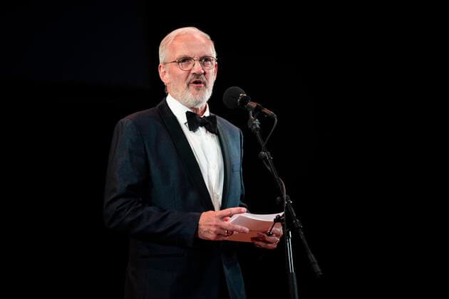 Preben Kristensen. Lauritzen prisen bliver uddelt paa Folketeatret soendag den 19. september 2021. Traditionen tro uddeles Lauritzen-prisen paa 250.000 kr. til en mandlig og en kvindelig skuespiller, som paa baggrund af deres store kunstneriske praestationer paa de danske scener, TV eller film skal haedres med den flotte pris. Yderligere uddeles Lauritzen Fondens Visionspris paa 100.000 kr., Lauritzen Fondens Backstage-pris paa 50.000 kr., Lauritzen Fondens Wauw-pris paa 30.000 kr., Lauritzen Fondens Believe in You-priser paa 4 x 25.000 kr. og Lauritzen Fondens Boerne og Unge-pris paa 2 x 50.000 kr.. , Copenhagen Denmark Copyright: MartinxSylvestx COP105 spdk20210919-224637-L