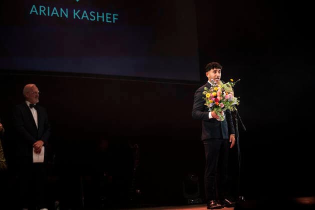 BELIEVE IN YOU prisen uddeles til Arian Kashef. Lauritzen prisen bliver uddelt paa Folketeatret soendag den 19. september 2021. Traditionen tro uddeles Lauritzen-prisen paa 250.000 kr. til en mandlig og en kvindelig skuespiller, som paa baggrund af deres store kunstneriske praestationer paa de danske scener, TV eller film skal haedres med den flotte pris. Yderligere uddeles Lauritzen Fondens Visionspris paa 100.000 kr., Lauritzen Fondens Backstage-pris paa 50.000 kr., Lauritzen Fondens Wauw-pris paa 30.000 kr., Lauritzen Fondens Believe in You-priser paa 4 x 25.000 kr. og Lauritzen Fondens Boerne og Unge-pris paa 2 x 50.000 kr.. , Copenhagen Denmark Copyright: MartinxSylvestx COP105 spdk20210919-224837-L