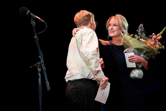 LAURITZEN PRISEN uddeles til Anette Stoevelbaek. Lauritzen prisen bliver uddelt paa Folketeatret soendag den 19. september 2021. Traditionen tro uddeles Lauritzen-prisen paa 250.000 kr. til en mandlig og en kvindelig skuespiller, som paa baggrund af deres store kunstneriske praestationer paa de danske scener, TV eller film skal haedres med den flotte pris. Yderligere uddeles Lauritzen Fondens Visionspris paa 100.000 kr., Lauritzen Fondens Backstage-pris paa 50.000 kr., Lauritzen Fondens Wauw-pris paa 30.000 kr., Lauritzen Fondens Believe in You-priser paa 4 x 25.000 kr. og Lauritzen Fondens Boerne og Unge-pris paa 2 x 50.000 kr.. , Copenhagen Denmark Copyright: MartinxSylvestx COP105 spdk20210919-225652-L