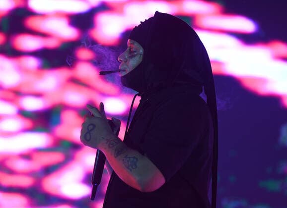 MIAMI FL - SEPTEMBER 19: Trippie Redd performs during the Tripp at Knight Tour held at the FPL Solar Amphitheater at Bayfront Park on September 19, 2021 in Miami, Florida. Copyright: xmpi04x