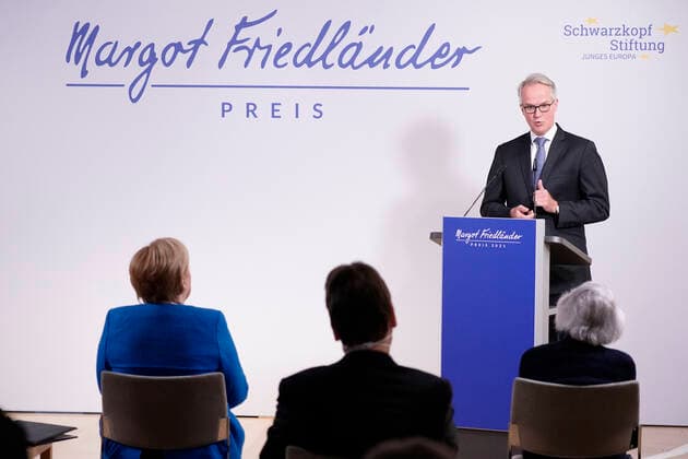 Verleihung des Margot-Friedlaender-Preis 2021 Aktuell,20.09.2021,Berlin, Henrik Ahlers der Vorsitzende der Geschaeftsfuehrung EY bei der Verleihung des Margot-Friedlaender-Preis Berlin Berlin Deutschland