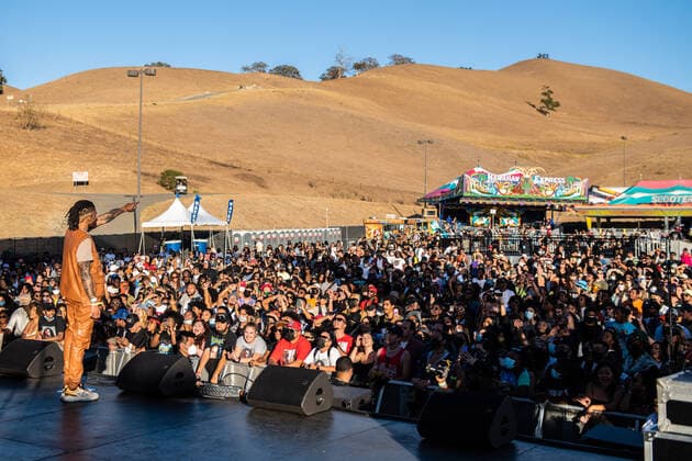 Lights on Festival in Concord, Kalifornien Tone Stith performs on Day Two of the Lights on Festival at Concord Pavilion on September 19, 2021 in Concord, California. Copyright: ximageSPACEx