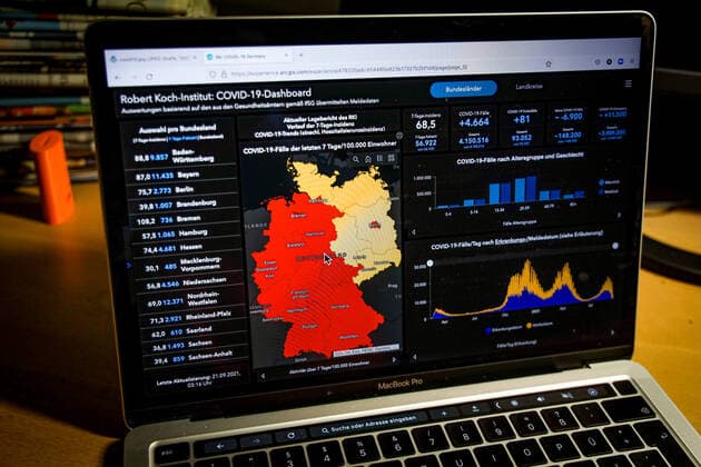 Coronavirus in Deutschland - Covid-19-Dashboard des Robert Koch-Institut 21.09.2021: Robert Koch-Institut: 7-Tage-Inzidenz 68,5. 7-Tage-Fallzahl 56.922. COVID-19-Fälle 4.150.516. Zugang um 4.664 gegenüber dem Vortag. COVID-19-Todesfälle 93.052. Zugang um 81 gegenüber dem Vortag.