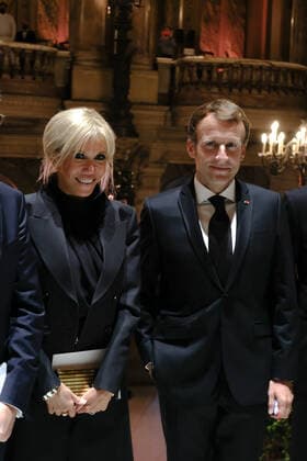 Soirée a l occasiondu concert inaugural de Gustavo Dudamel, nouveau Directeur artistique de l Opera de Paris. 272606 2021-09-22 Paris France Macron, Emmanuel; Macron, Brigitte (Trogneux)  Copyright: xSergexArnalx xStarfacex STAR_272606_068