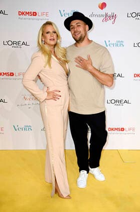 Bilder des Jahres 2021, Entertainment 09 September Entertainment Bilder des Tages Barbara Schöneberger und Max Mutzke beim DKMS Life Dreamday 2021 im nhow Hotel. Berlin, 22.09.2021 *** Barbara Schöneberger and Max Mutzke at the DKMS Life Dreamday 2021 at the nhow Hotel Berlin, 22 09 2021 Foto:xF.xKernx xFuturexImage