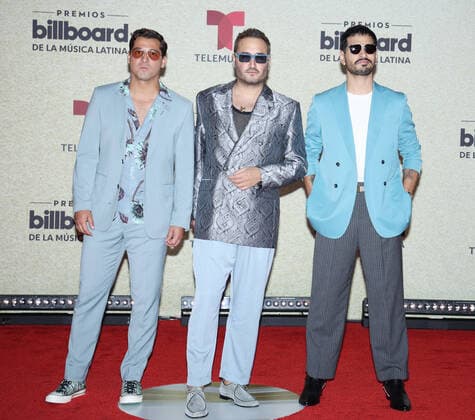 Reik arrives on the red carpet at the 2021 Latin Billboard Music Awards at the University of Miami, Watsco Center, Thursday, September 23, 2021 in Coral Gables, Florida.  MIA20210923104 GARYxIxROTHSTEIN