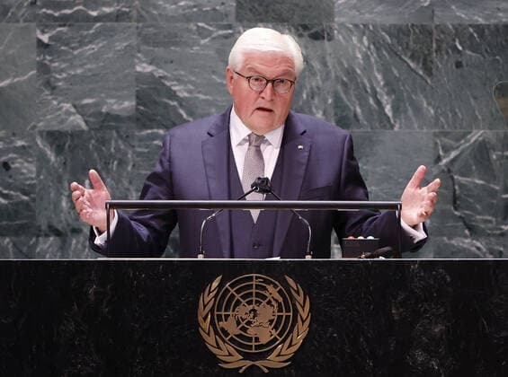 Bilder des Jahres 2021, News 09 September News Themen der Woche KW38 President of Germany Frank-Walter Steinmeier speaks at the UN General Assembly 76th session General Debate in UN General Assembly Hall at the United Nations Headquarters on Friday, September 24, 2021 in New York City.  NYP20210924109 JOHNxANGELILLO