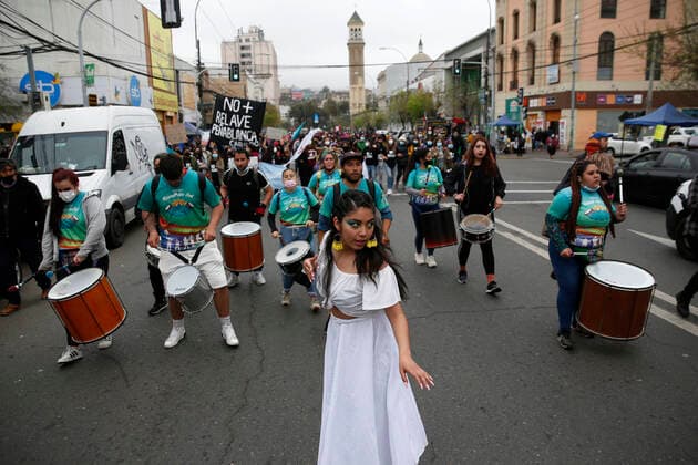 Valparaiso, 24 September 2021 March for climate change in Valparaiso Raul Zamora Aton Chile, Valparaiso Chile Aton 545828  Copyright: RAULxZAMORA ATONxCHILE