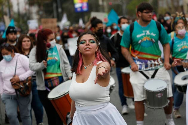 Valparaiso, 24 September 2021 March for climate change in Valparaiso Raul Zamora Aton Chile, Valparaiso Chile Aton 545830  Copyright: RAULxZAMORA ATONxCHILE