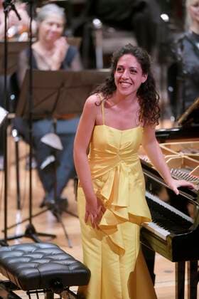 24.09.2021, Klassikfestival Bad Wörishofen, Festival der Nationen 2021 im Kurhaus Bad Wörishofen im Allgäu, Eröffnungskonzert mit Beatrice Rana, Klavier, Francois Leleux, Dirigent, Camerata Salzburg. 24.09.2021, Klassikfestival Bad Wörishofen 24.09.2021, Klassikfestival Bad Wörishofen