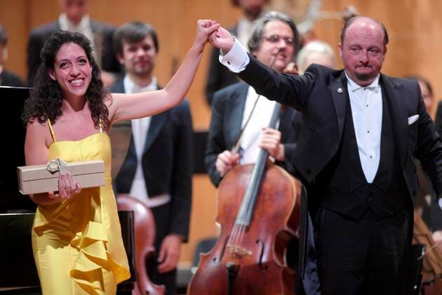 24.09.2021, Klassikfestival Bad Wörishofen, Festival der Nationen 2021 im Kurhaus Bad Wörishofen im Allgäu, Eröffnungskonzert mit Beatrice Rana, Klavier, Francois Leleux, Dirigent, Camerata Salzburg. 24.09.2021, Klassikfestival Bad Wörishofen 24.09.2021, Klassikfestival Bad Wörishofen