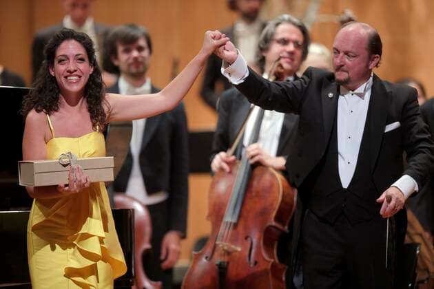 24.09.2021, Klassikfestival Bad Wörishofen, Festival der Nationen 2021 im Kurhaus Bad Wörishofen im Allgäu, Eröffnungskonzert mit Beatrice Rana, Klavier, Francois Leleux, Dirigent, Camerata Salzburg. 24.09.2021, Klassikfestival Bad Wörishofen 24.09.2021, Klassikfestival Bad Wörishofen