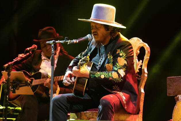September 24, 2021, Verona, Italy: Verona, Italy, Arena di Verona, September 24, 2021, Zucchero during Acoustic Zucchero in Arena di Verona 2021 - Italian singer Music Concert (Credit Image: Cesare Veronesi LPS via ZUMA Press Wire) Copyright: xCesarexVeronesix xZUMAPRESS.comx ZUMA-20210924_zsa_l164_130.jpg