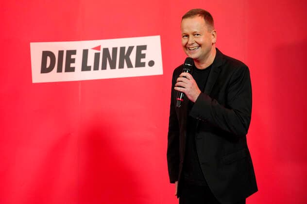 Klaus Lederer bei der Wahlparty der Partei Die Linke zur Bundestagswahl 2021 im Festsaal Kreuzberg. Berlin, 26.09.2021 *** Klaus Lederer at the election party of the party Die Linke for the Bundestag election 2021 at Festsaal Kreuzberg Berlin, 26 09 2021 Foto:xT.xBartillax xFuturexImage