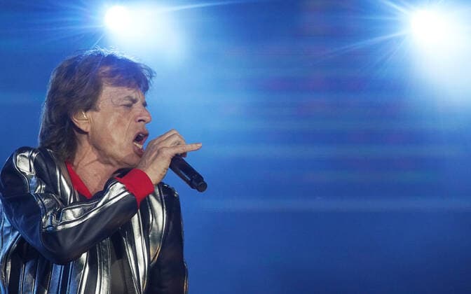 Rolling Stones lead singer Mick Jagger entertains the fans during the opening set of their No Filter Tour Concert at the Dome At America s Center in St. Louis on Sunday, September 26, 2021.  SLP2021092613 BILLxGREENBLATT