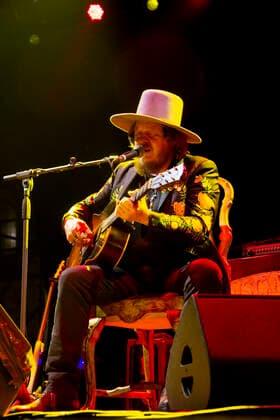 Zucchero Sugar Fornaciari Performs In Marostica Zucchero Sugar Fornaciari INACUSTICO In exclusive fo 2021 only - Marostica 26 Settembre 2021 Marostica Italy lamacchia-notitle210926_npJLi  Copyright: xMimmoxLamacchiax