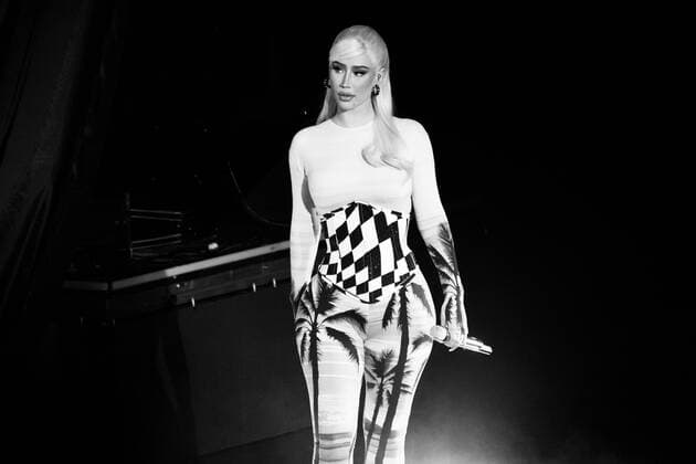 Iggy Azalea performs during the Pitbull: I Feel Good Tour at Shoreline Amphitheatre on September 26, 2021 in Mountain View, California. Copyright: ximageSPACE MediaPunchx