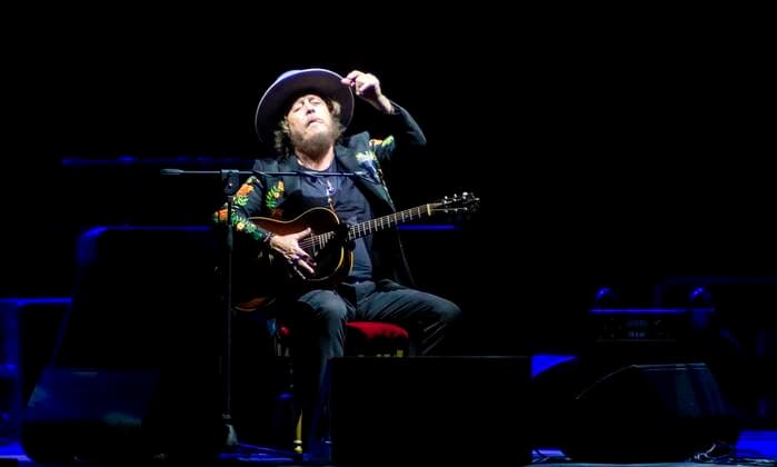 Italian singer-songwriter Zucchero Fornaciari performs on stage at Spain Square in Sevilla, Spain, 28 September 2021, as part of the Iconica Sevilla Fest. Zucchero in Sevilla !ACHTUNG: NUR REDAKTIONELLE NUTZUNG!  Copyright: xRaúlxCaro.x GRAF1121 20210928-1f9cd3ee1678ac3c9d32faf424655d6c1111c7c4