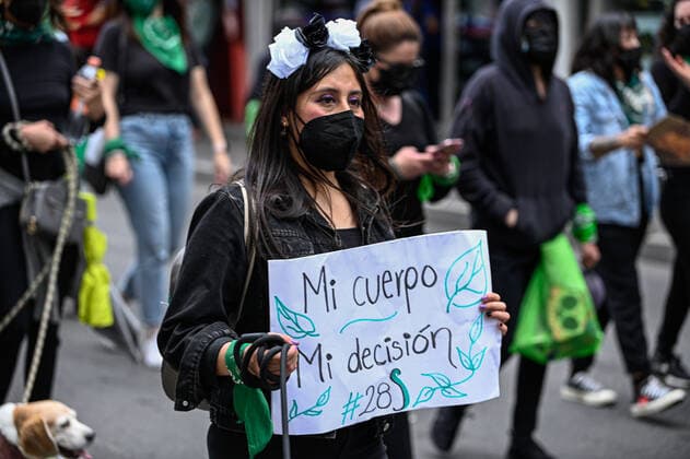 News Bilder des Tages Strike Of International Day Decriminalization Of Abortion TOLUCA, MEXICO - SEPTEMBER 28, 2021: women take part during a march protest of International Day for the Decriminalization of Abortion, thousands of women around the world join the strike with the aim of demanding to authorities of all countries the legal access to abortion. On September 28, 2021 in Toluca, Mexico. (Photo by Amaresh V. Narro Eyepix Group) Copyright: xAmareshxV.xNarrox EYEPIXGROUP_AVN_28092021_16062