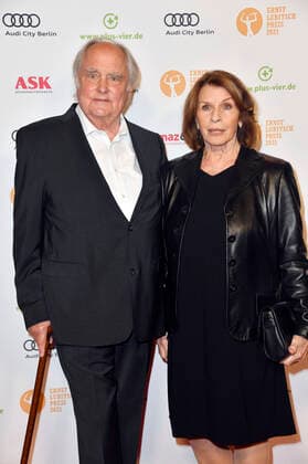 Michael Verhoeven und Senta Berger bei der 63. Verleihung vom Ernst-Lubitsch-Preis 2021 in der Astor Film Lounge. Berlin, 28.09.2021