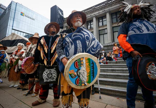 (210930) -- VANCOUVER, Sept. 30, 2021 -- People take part in a commemoration event during the first National Day for Truth and Reconciliation in Vancouver, British Columbia, Canada, on Sept. 30, 2021. Canada marked its first National Day for Truth and Reconciliation on Thursday to honor lost children and survivors of the notorious indigenous residential school system in the country. (Photo by Xinhua) CANADA-VANCOUVER-NATIONAL DAY FOR TRUTH AND RECONCILIATION LiangxSen 