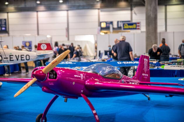 Neustart in Leipzig, Als erste Messe seit Anfang 2020 findet auf dem Leipziger Messegelände die Messe Modell Hobby Spiel statt. Unter strengen Corona Hygiene Auflagen nach dem 3G Modell dürfen die Menschen das Messegelände betreten.
