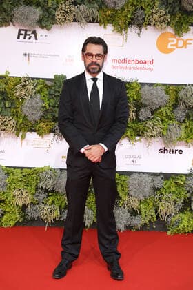 Tobias Oertel bei der Ankunft zur Verleihung Deutscher Filmpreis am 1.09.2021 in Berlin Deutscher Filmpreis 2021 in Berlin - Ankunft Roter Teppich